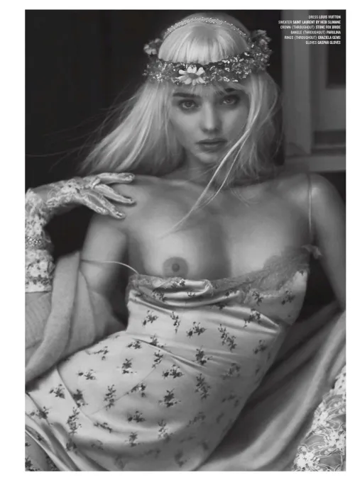 Thumbnail Miranda Kerr's Mesmerizing Photoshoot by Sebastian Faena