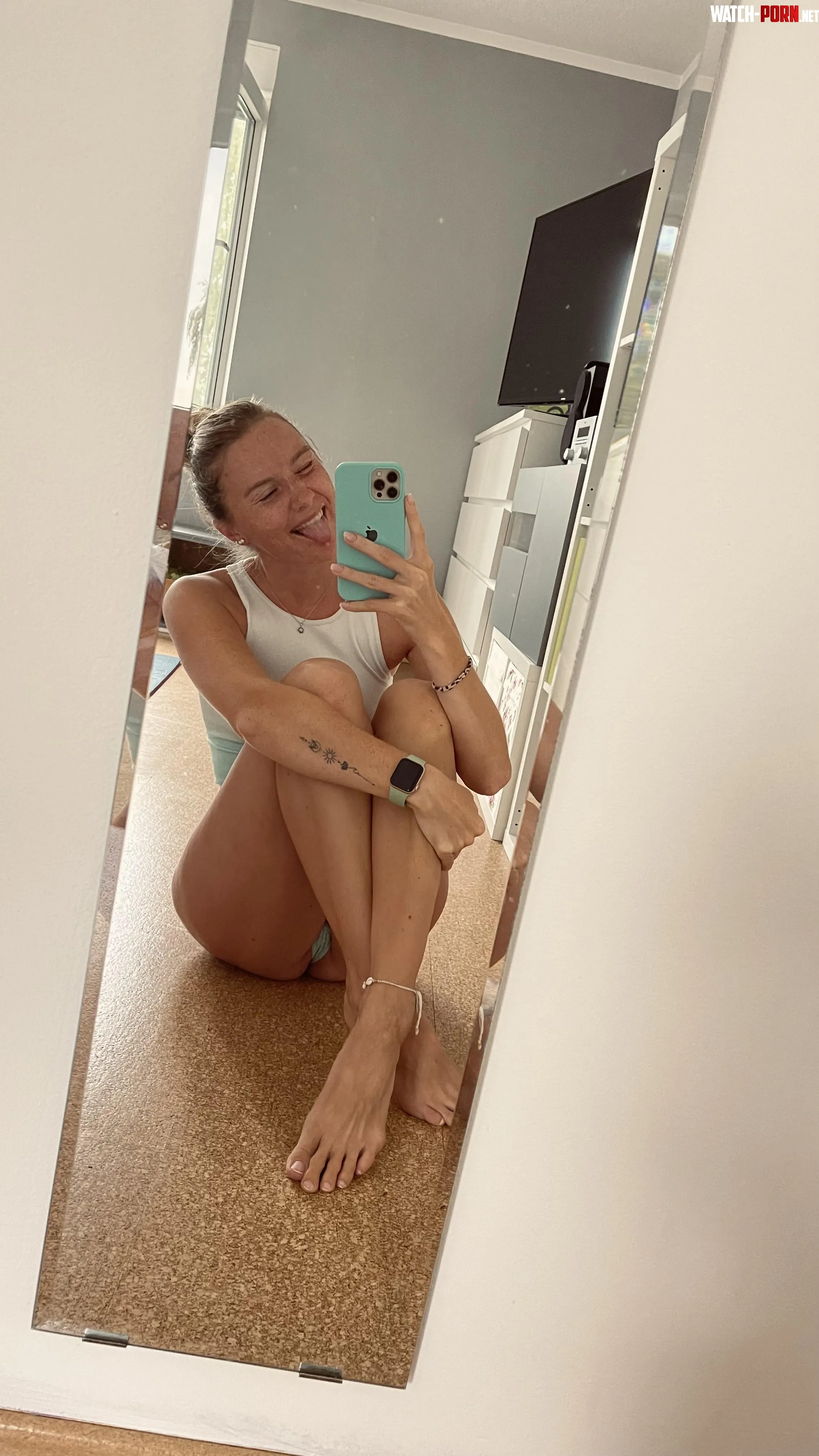I hope my body type is fuckable to you by mspeachysophie