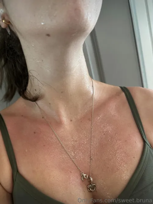 Thumbnail Sweetbruna's SweatyGirls Chronicles: Morning Run Revelations