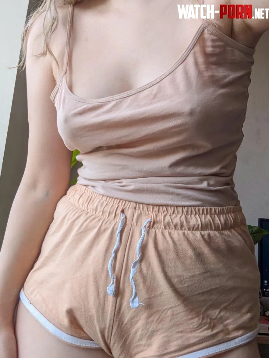 Enjoy my no bra day by pixiiie_chloe
