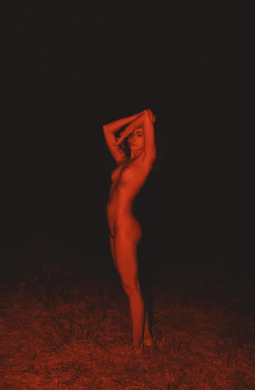 Thumbnail Discover Julia Slip's Unique Style in NSFWfashion