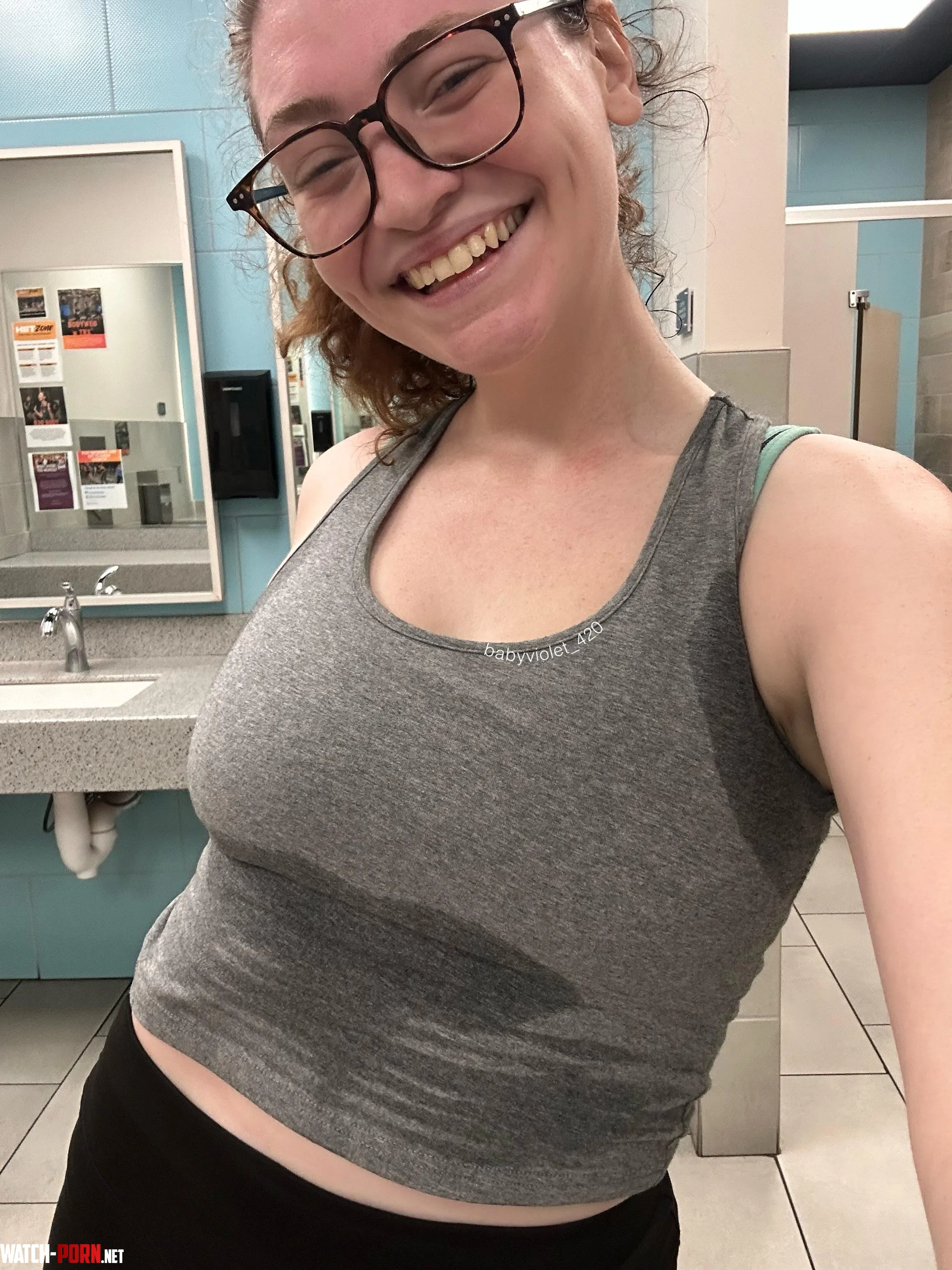 getting sweaty makes me smile  by 420baby_violet