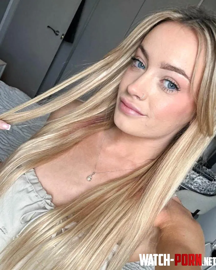 In every smile a story  by Scarletteee1