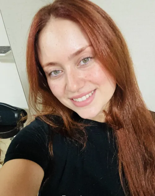 Thumbnail Puzzled_MJ's Cute Confession: Embracing Beauty Every Day