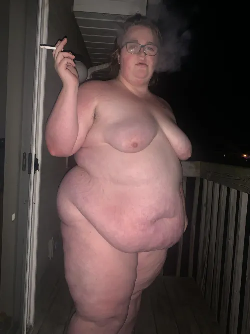 Thumbnail CurvyBabe17's Desire for a Nudist Colony in BBWnudists