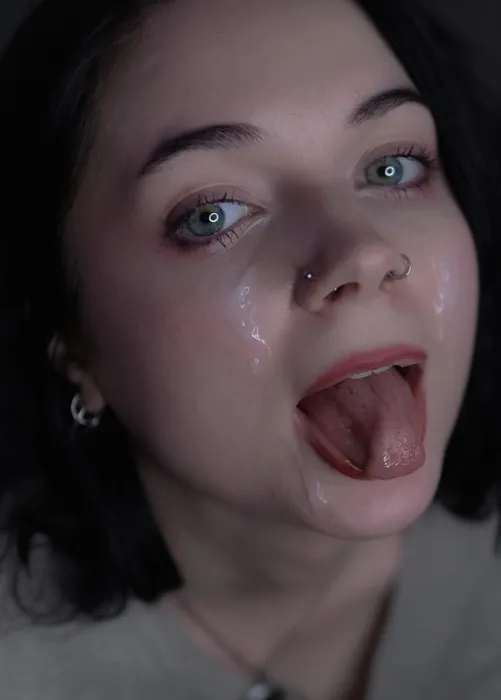 Thumbnail Discover 'The Best Way to End a Date' by MereOasis | Cumsluts Category