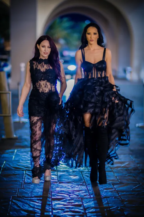 Thumbnail Jessica Ryan and AngelDarkxoxo at AVN: A Glamorous Moment | PornstarFashion