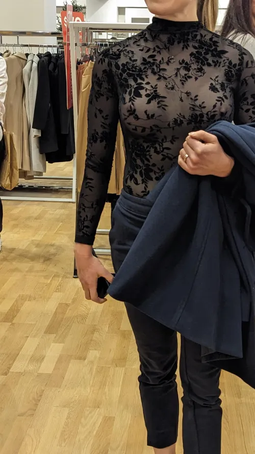 Thumbnail Shopping Adventures with Sexyfucks: A Must-Read Experience