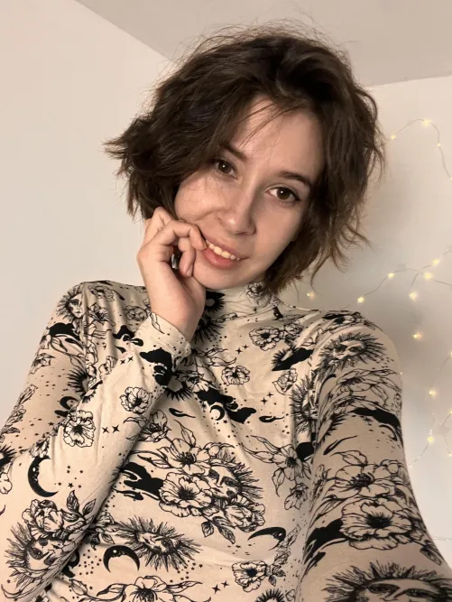 Thumbnail Angel Face, Devil Thoughts: Unveiling madempty_'s Secrets - TotalBabes