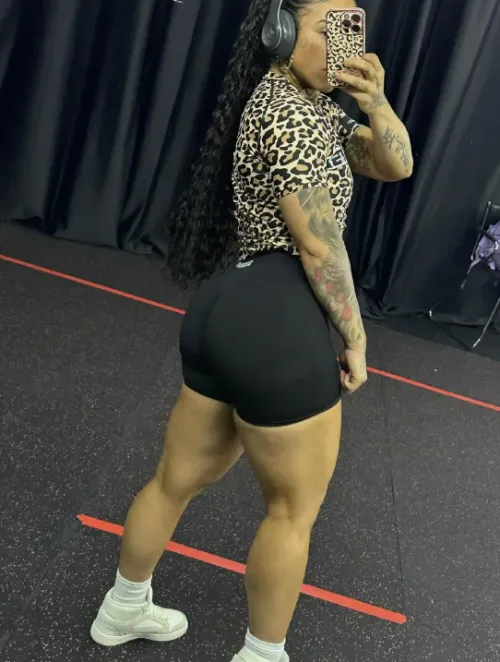 Thumbnail buffbambii Chooses Health and Fitness in ThickFit Category