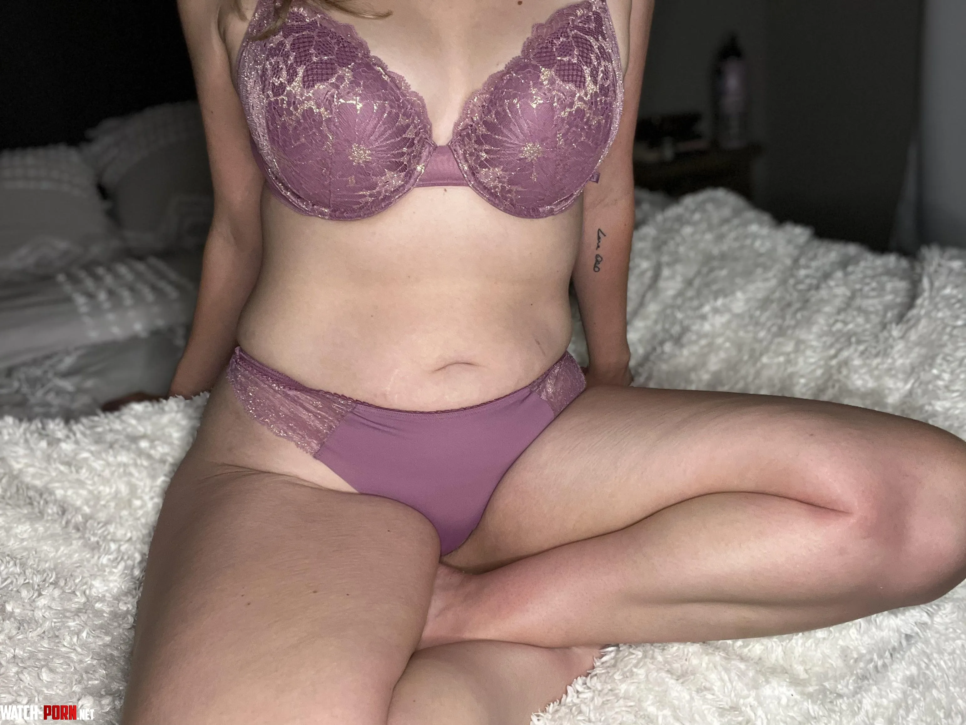 Hubby asked what Im wearing but Ill show you guys first by Scarlet_Sage01