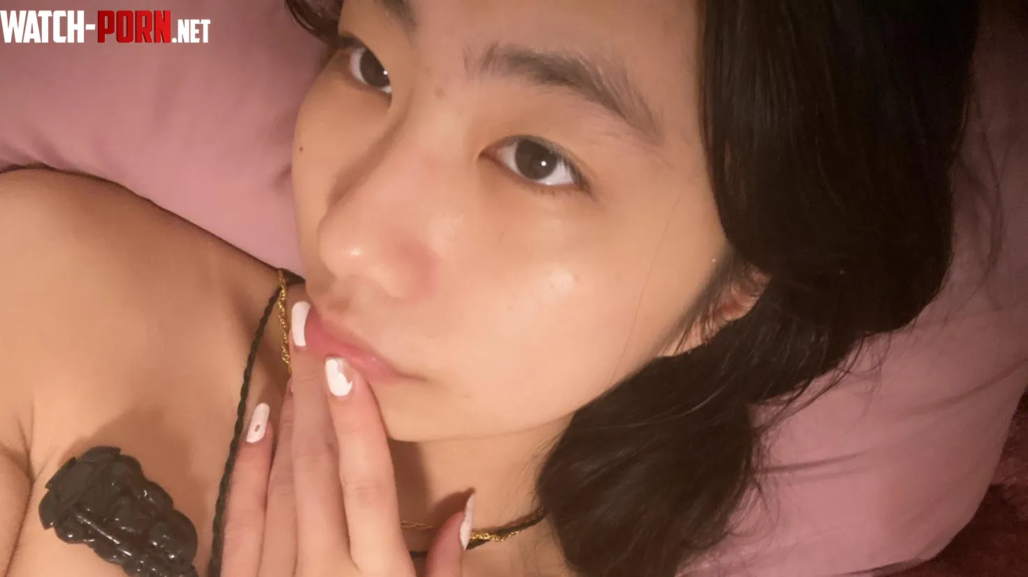 random selfies in bed by lycheecheebb