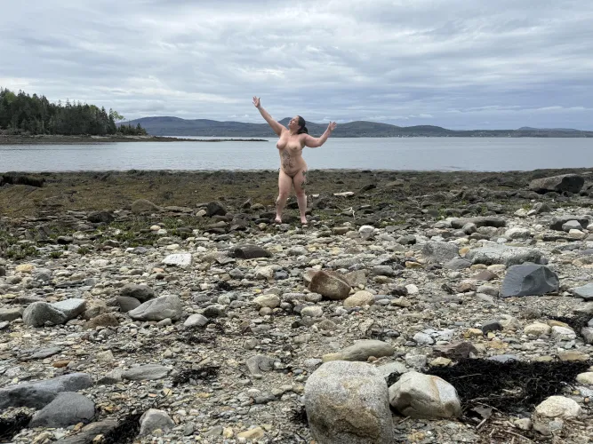 Thumbnail Classymouth22: A Beach Getaway in the BBWnudists Category