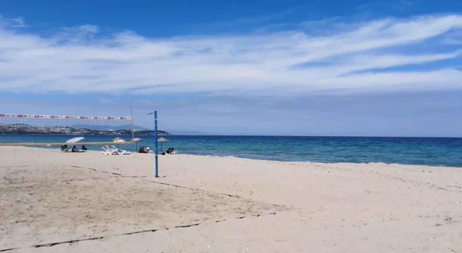 Thumbnail Exploring Turkey's Stunning Long Beach: A Guide by Rosymelanie | Beach Category