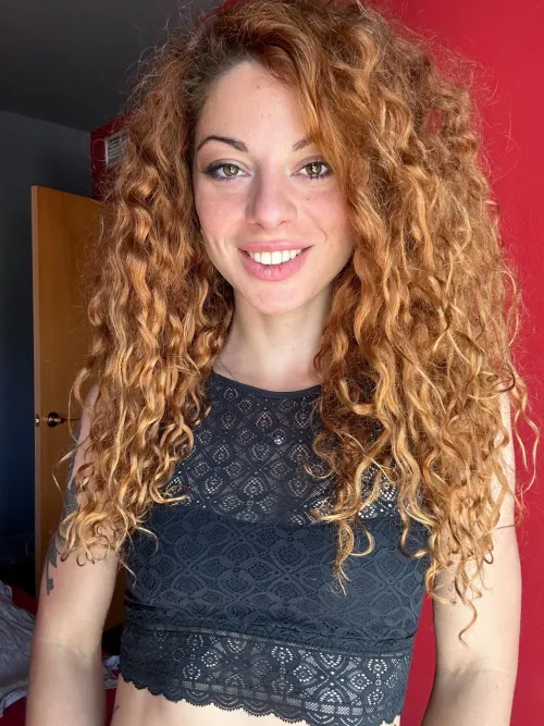 Thumbnail Petiteminerva Greets You - Explore F35 on OnlyFans101