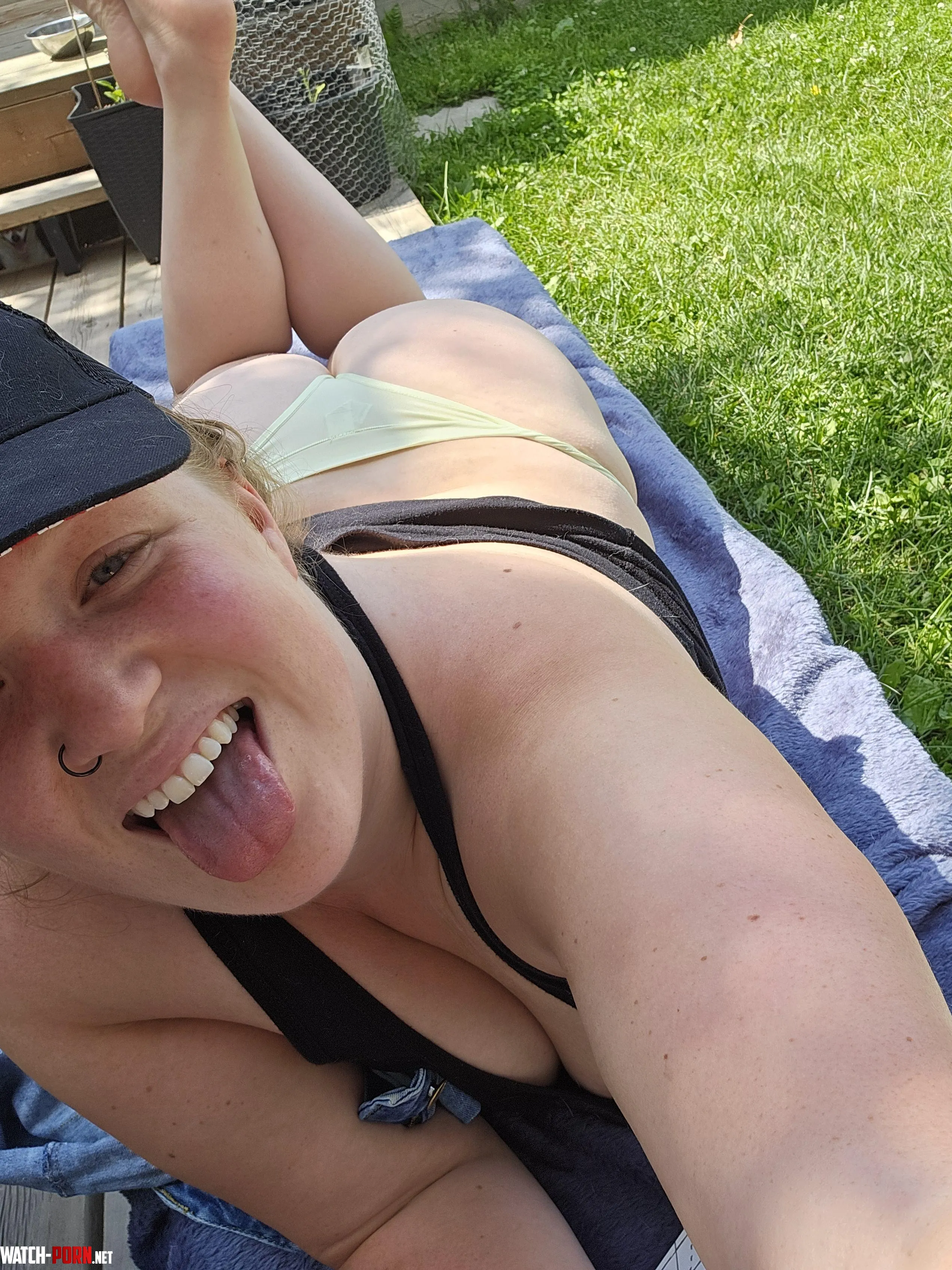 Free trial Feeling generous Be generous back   by emmafae88