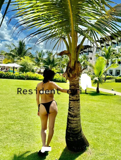 Thumbnail Bikini Dilemma: Seeking Opinions on Family Outing Attire | Resident-Survey1806
