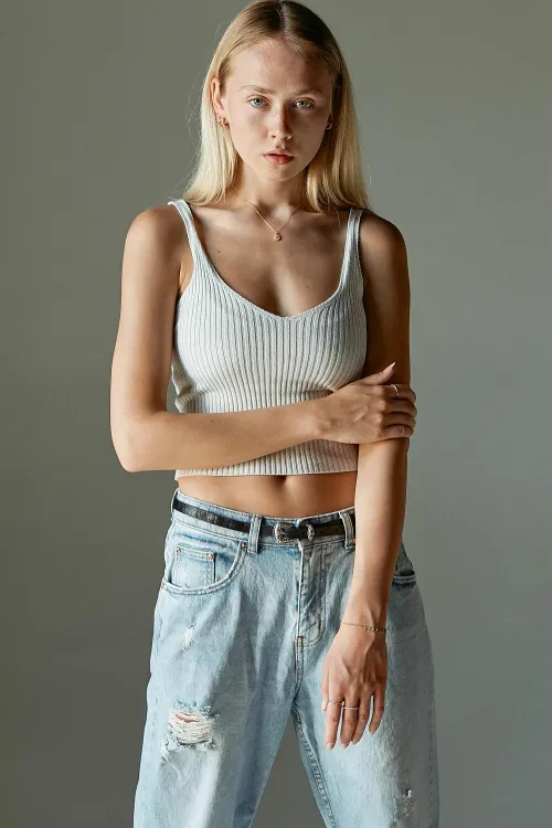 Thumbnail Kaidi Hunt: A Glimpse into the Modeling Industry from catzy007