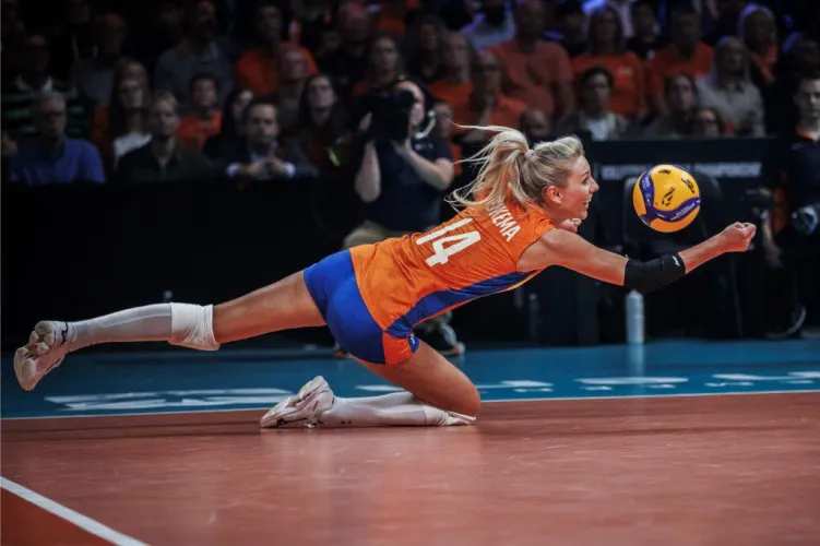 Thumbnail Laura Dijkema: The Volleyball Playmaker