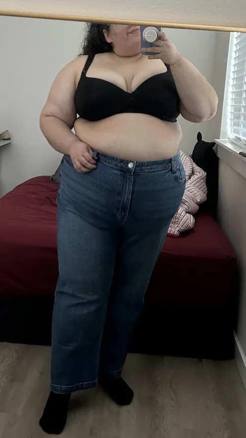 Thumbnail BBW: Sharing Exciting News about a Date | user11265