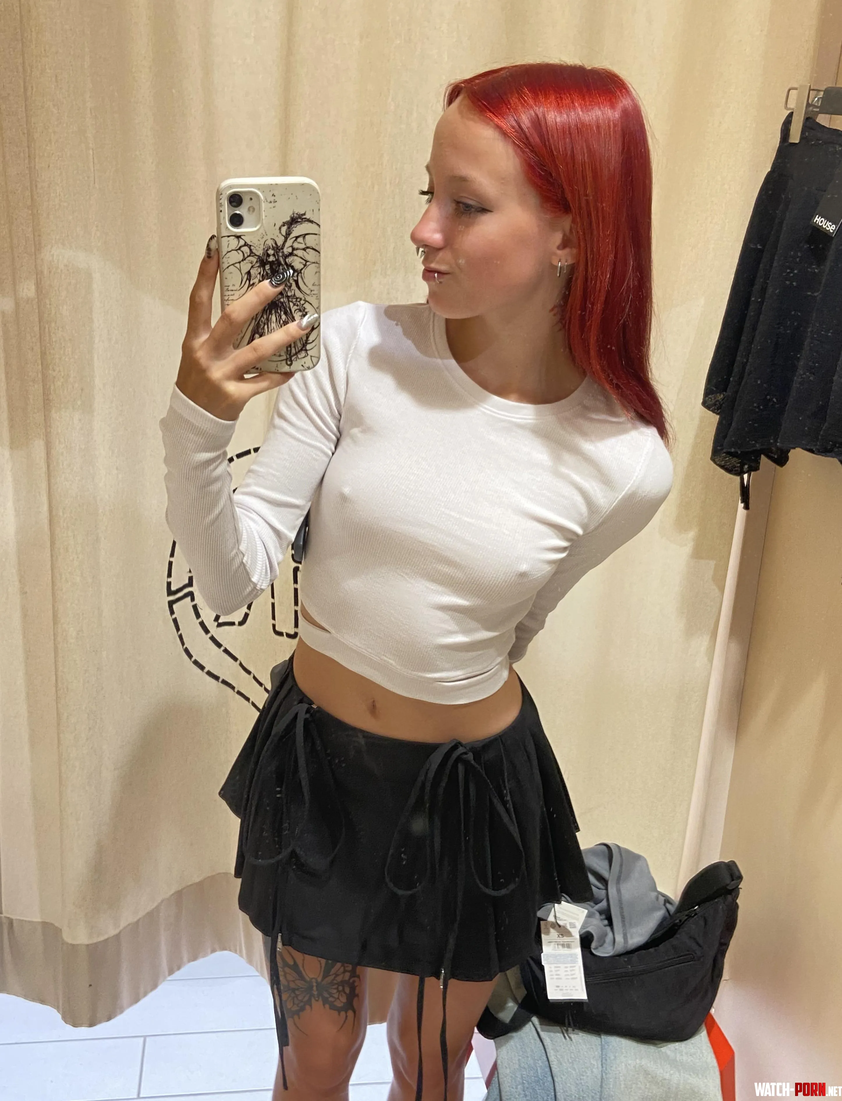 Give me lots of pussy licks and Ill be a happy girl by GlowingSoull