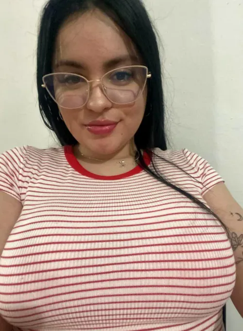 Thumbnail milkyyypeanut Craves to be Abused and Degraded in croptopgirls