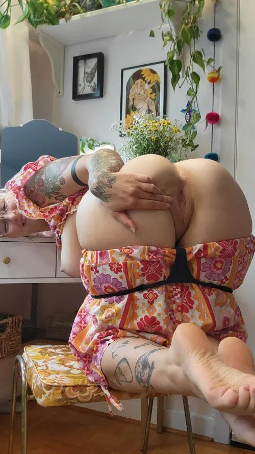 Thumbnail Intimate Play: Spreading for You | _Natie_