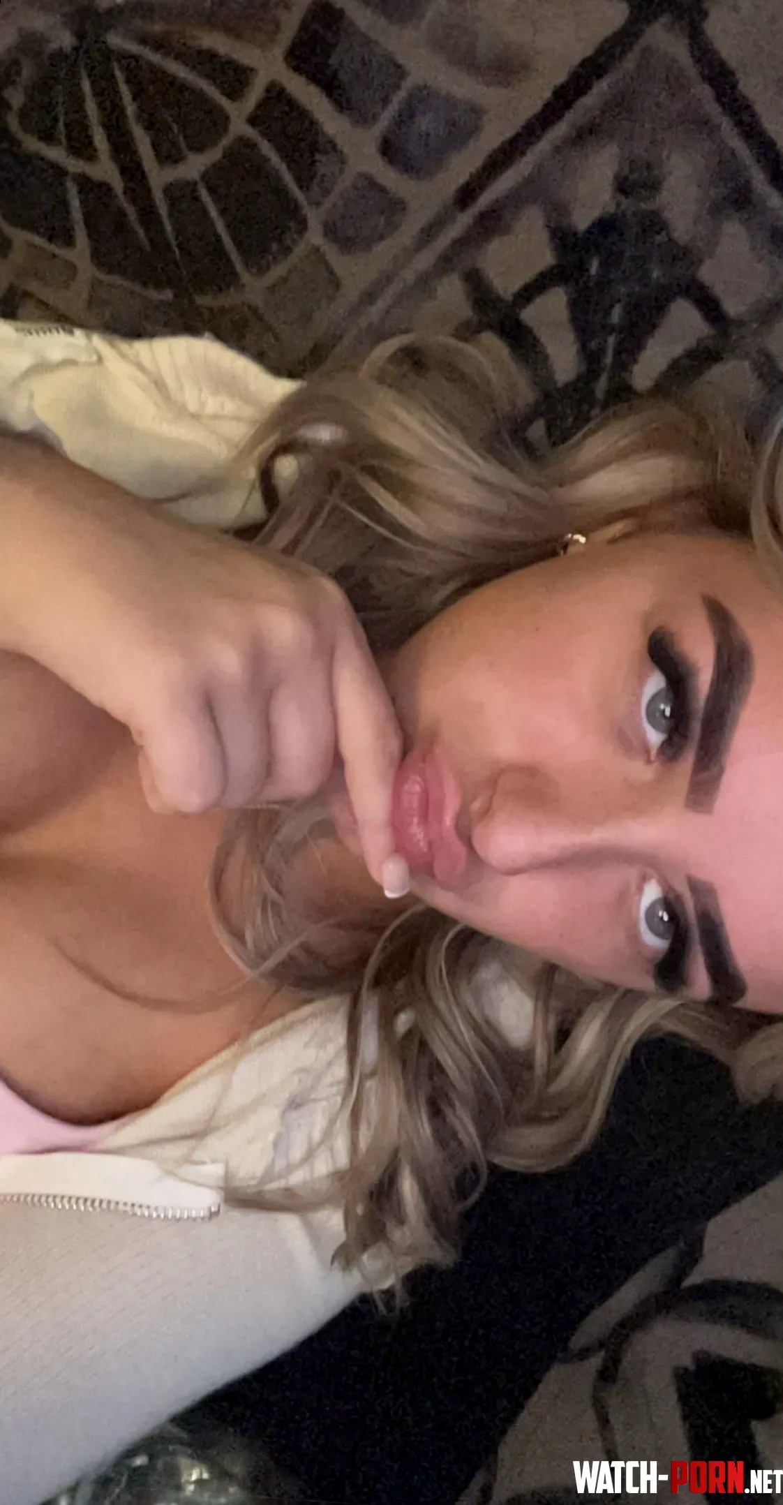 18f Rub that cock on my lips p by cutekaliciaa