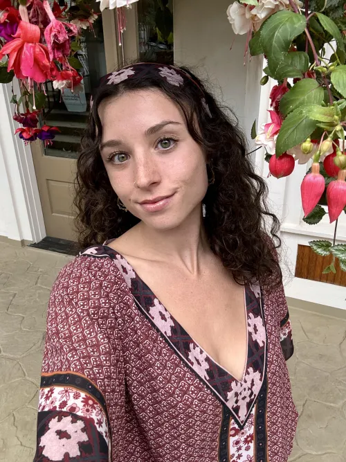 Thumbnail Floral Affair: forest--fox Explores JewishBabes Stylishly