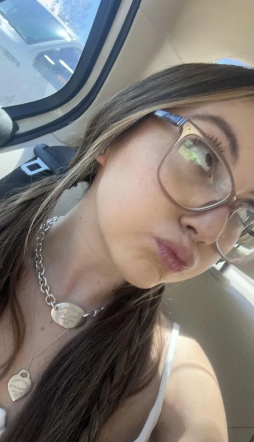 Thumbnail What's on Your Mind Now: Insights from _talyyyya_ | HappyEmbarrassedGirls