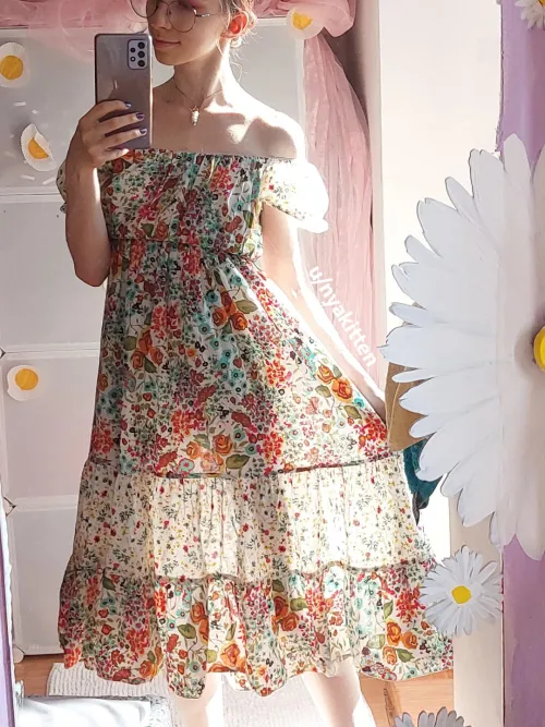 Thumbnail Morning Beauty Unveiled: NyaKitten's Sundress Capture