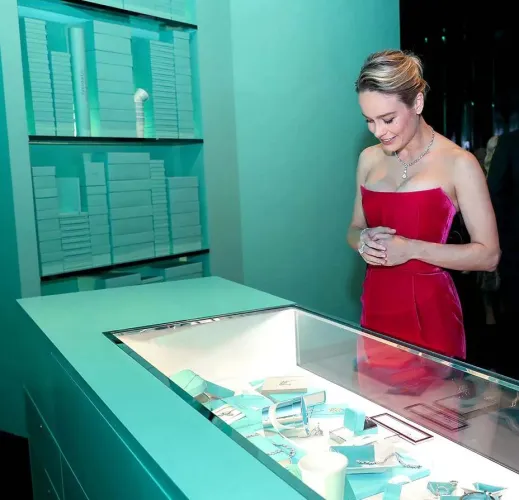 Thumbnail Brie Larson's Allure Unveiled by Quionel in gentlemanboners