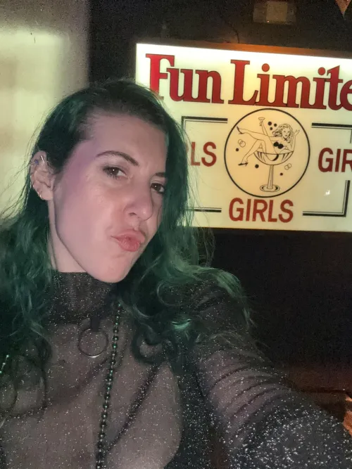 Thumbnail Night Out Pout: Unlock the Secrets with sirenskiss3