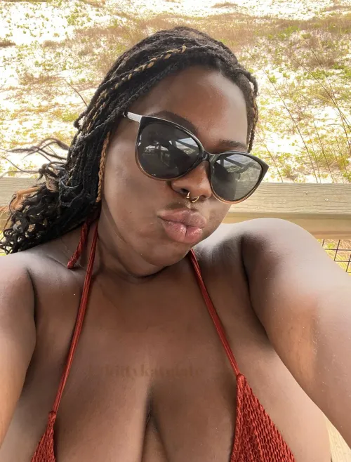 Thumbnail Kittykatmate's Beach Beauty: Pouting Elegance