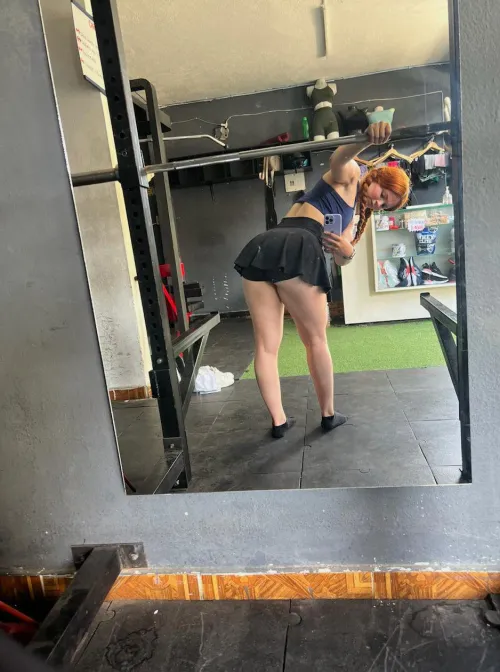 Thumbnail Living Easy, Lifting Heavy: SweetJessicaa's Lifestyle