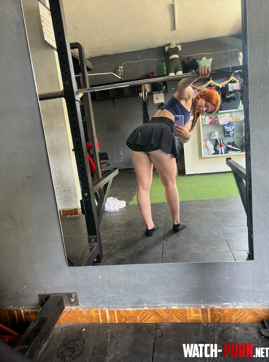 Lifting heavy living easy by SweetJessicaa