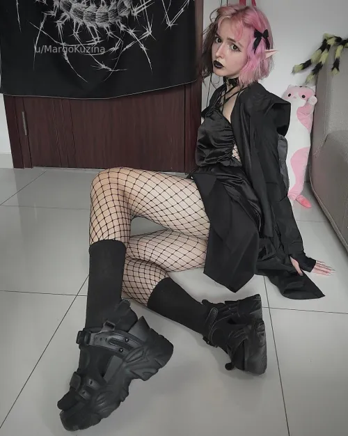 Thumbnail Modern Dark Elf Fashion: MargoKuzina's Take
