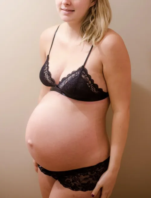 Thumbnail Stylish in Black: A Pregnancy Journey | Mrandmrssmith24