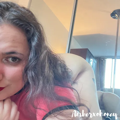Thumbnail New Year's Delight: A Request for a Cum Load by amberxohoney