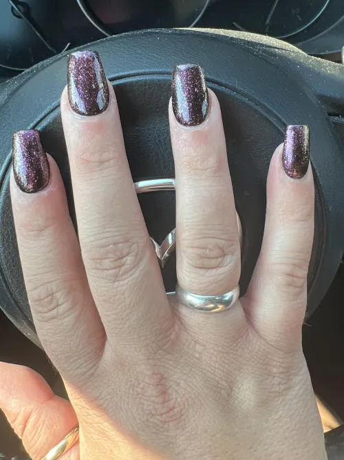 Thumbnail Discover the Latest Nail Color Trends with Educational-Ad7634 | nailFetish
