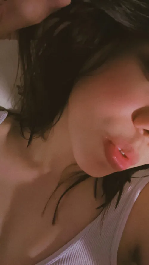 Thumbnail Explore Tele Princessarielle7's World by Princessar1e7 in the slutsofsnapchat Category