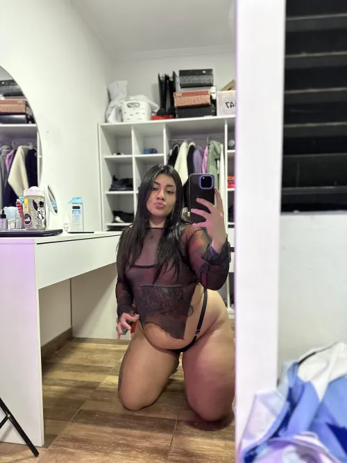 Thumbnail Seductive Call: irinakush Beckons You to Bite