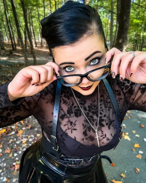 Thumbnail Peepers On: Discover PrincessGothicBean's Style