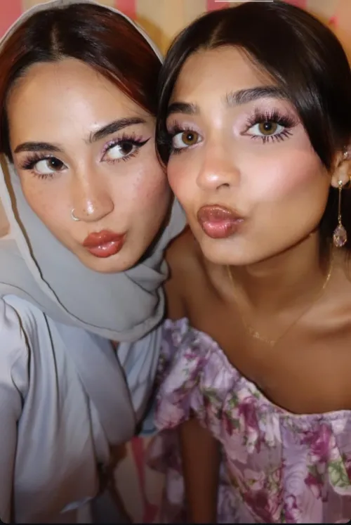 Thumbnail WestHalf8894's Provocative Pouting: Two Sluts