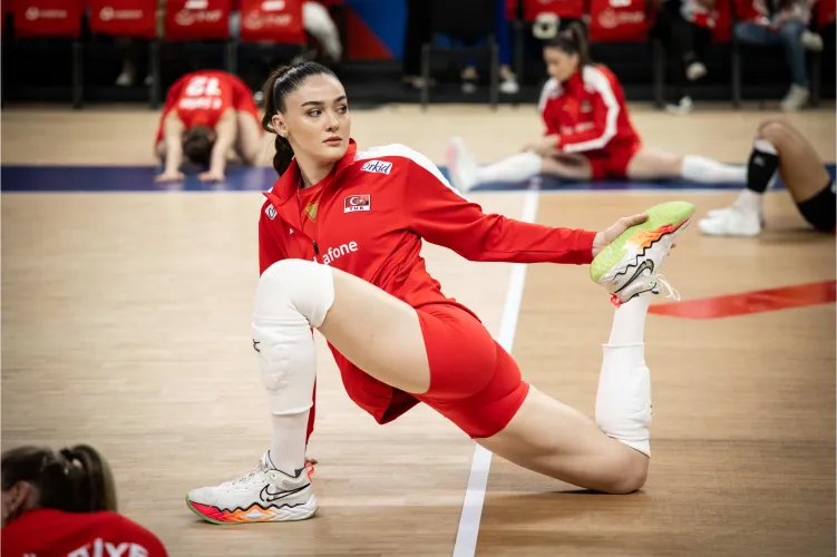 Thumbnail Zehra Gne: A Volleyball Sensation's Story by xasthur07