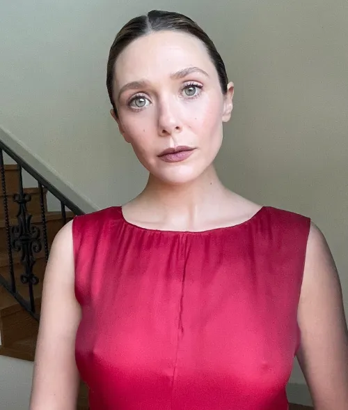 Thumbnail Unveiling Elizabeth Olsen : Insights from cobrakai--neverdies | CelebrityPokies