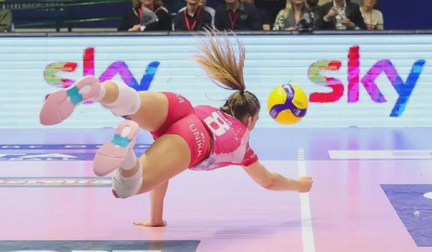 Thumbnail Alessia Orro: The Italian Talent in VolleyballGirls