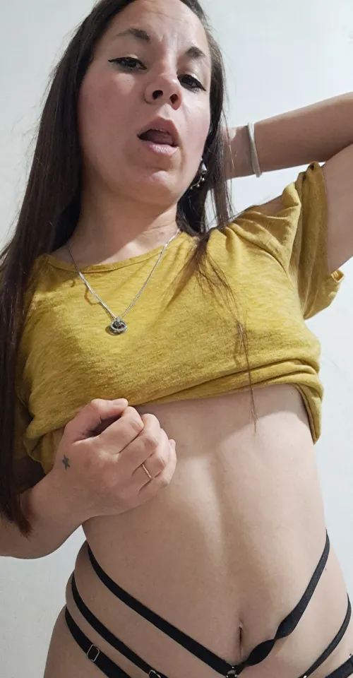 Thumbnail Looks Great: dgbebiiita's Stylish Views on Croptopgirls