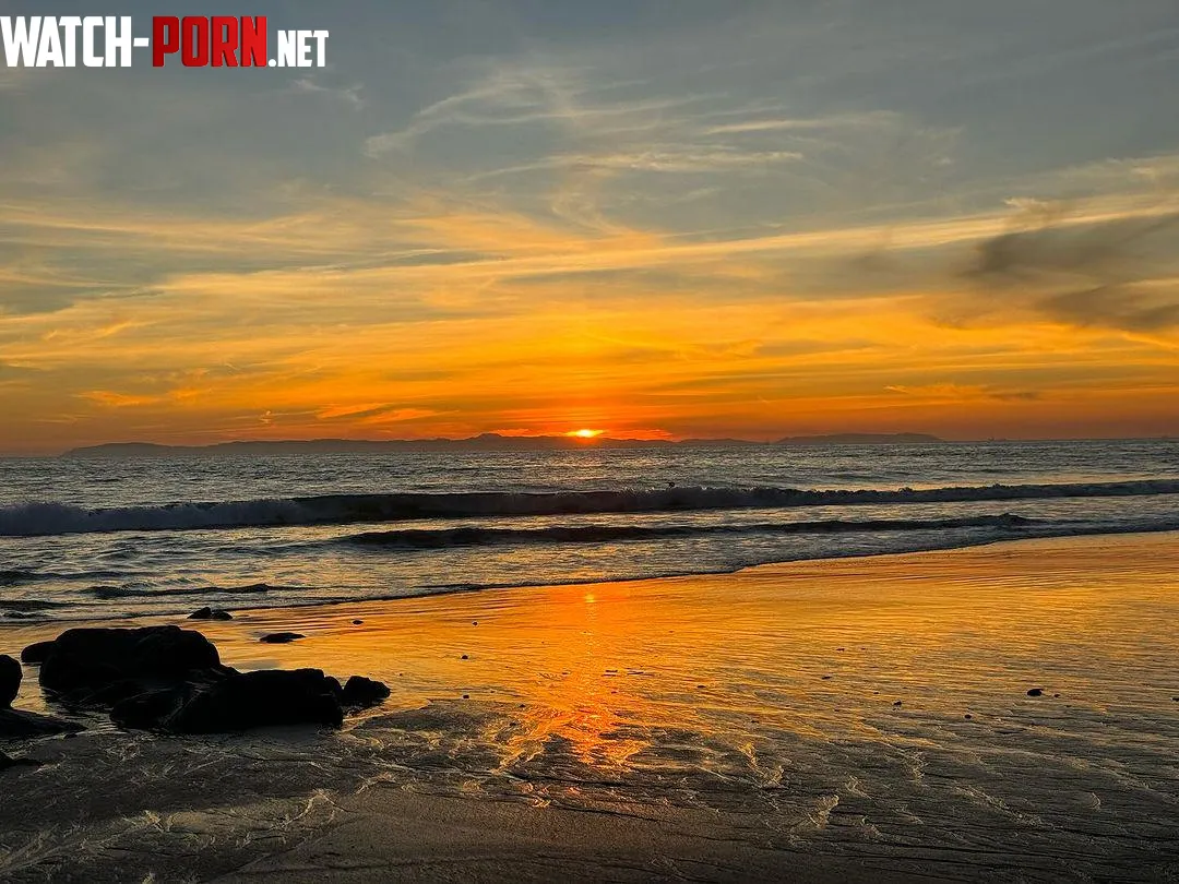 Just look how low tide match the sunset its breathtaking by fameyook99