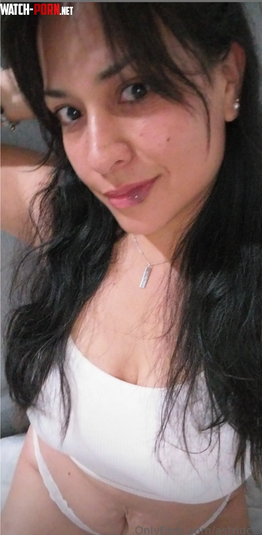 White looks nice on me  by AstridCollin